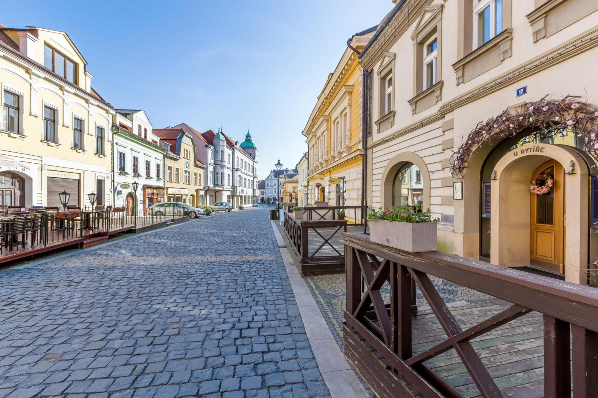 Hotel U Rytire Mělník エクステリア 写真
