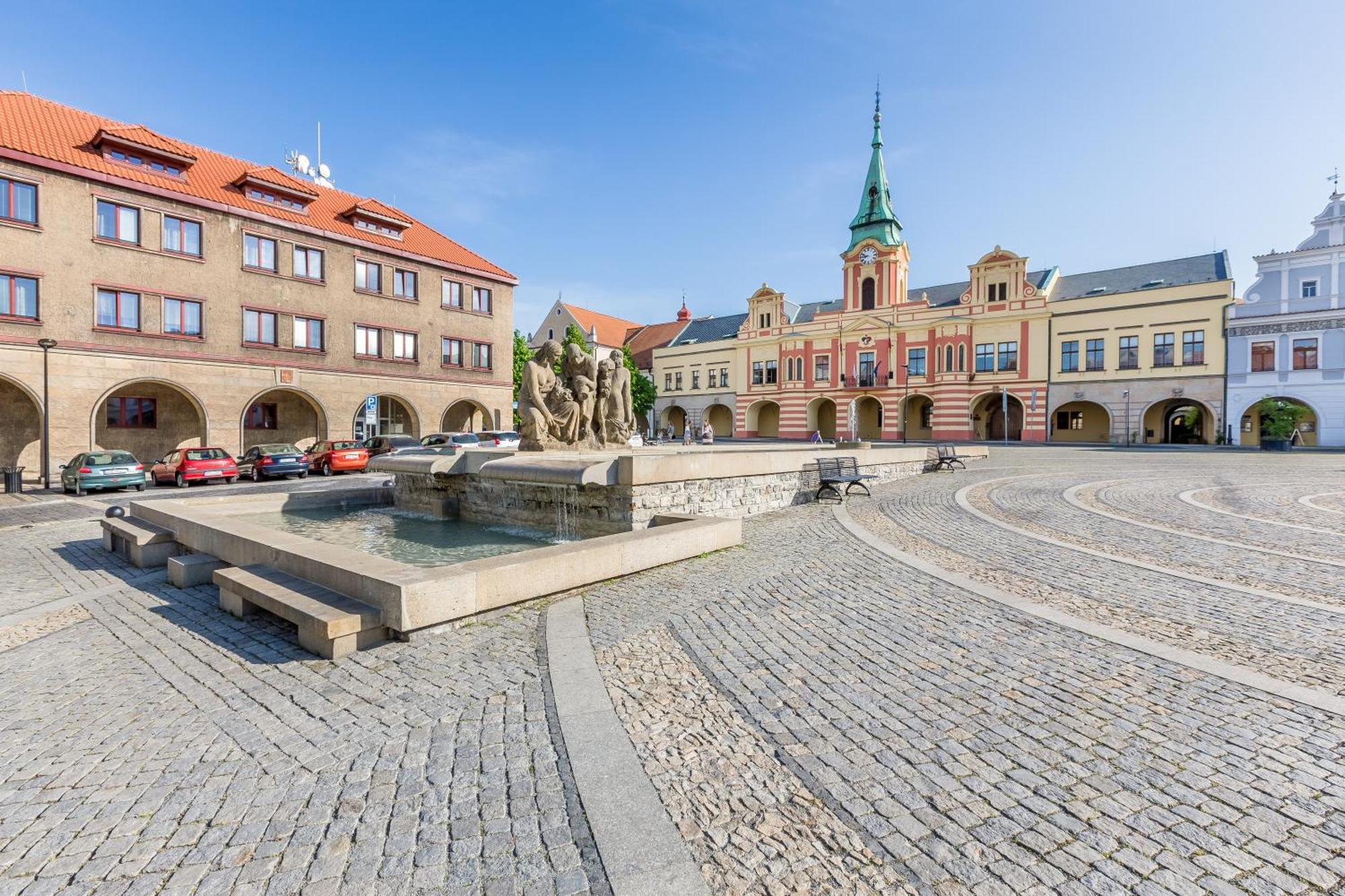Hotel U Rytire Mělník エクステリア 写真