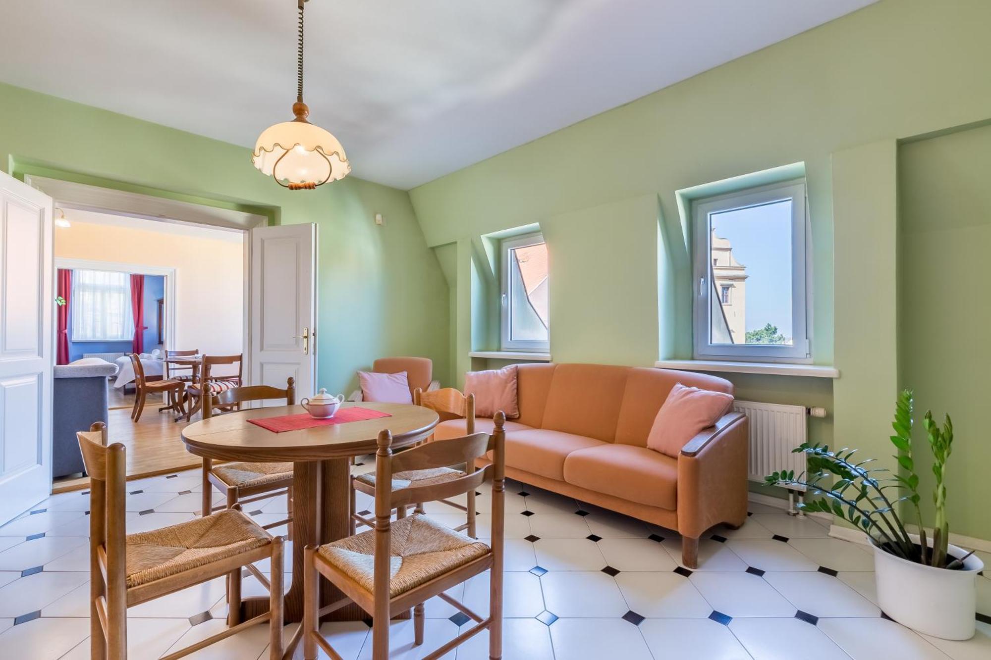 Hotel U Rytire Mělník エクステリア 写真