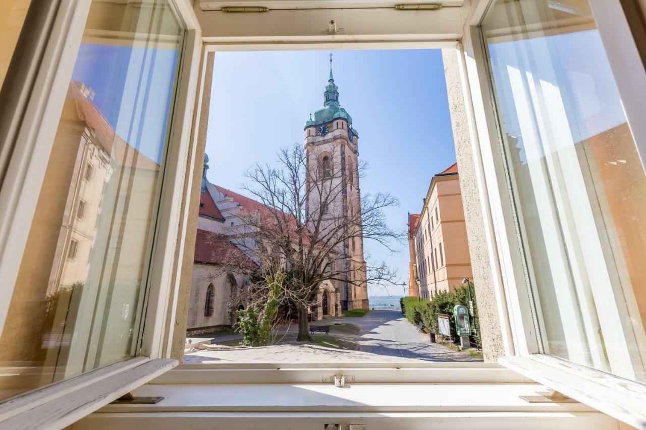 Hotel U Rytire Mělník エクステリア 写真